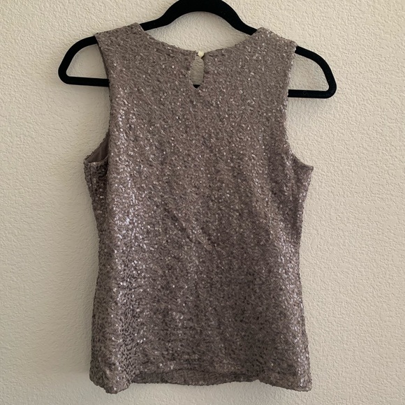 Banana Republic Sleeveless Top - Picture 2 of 4